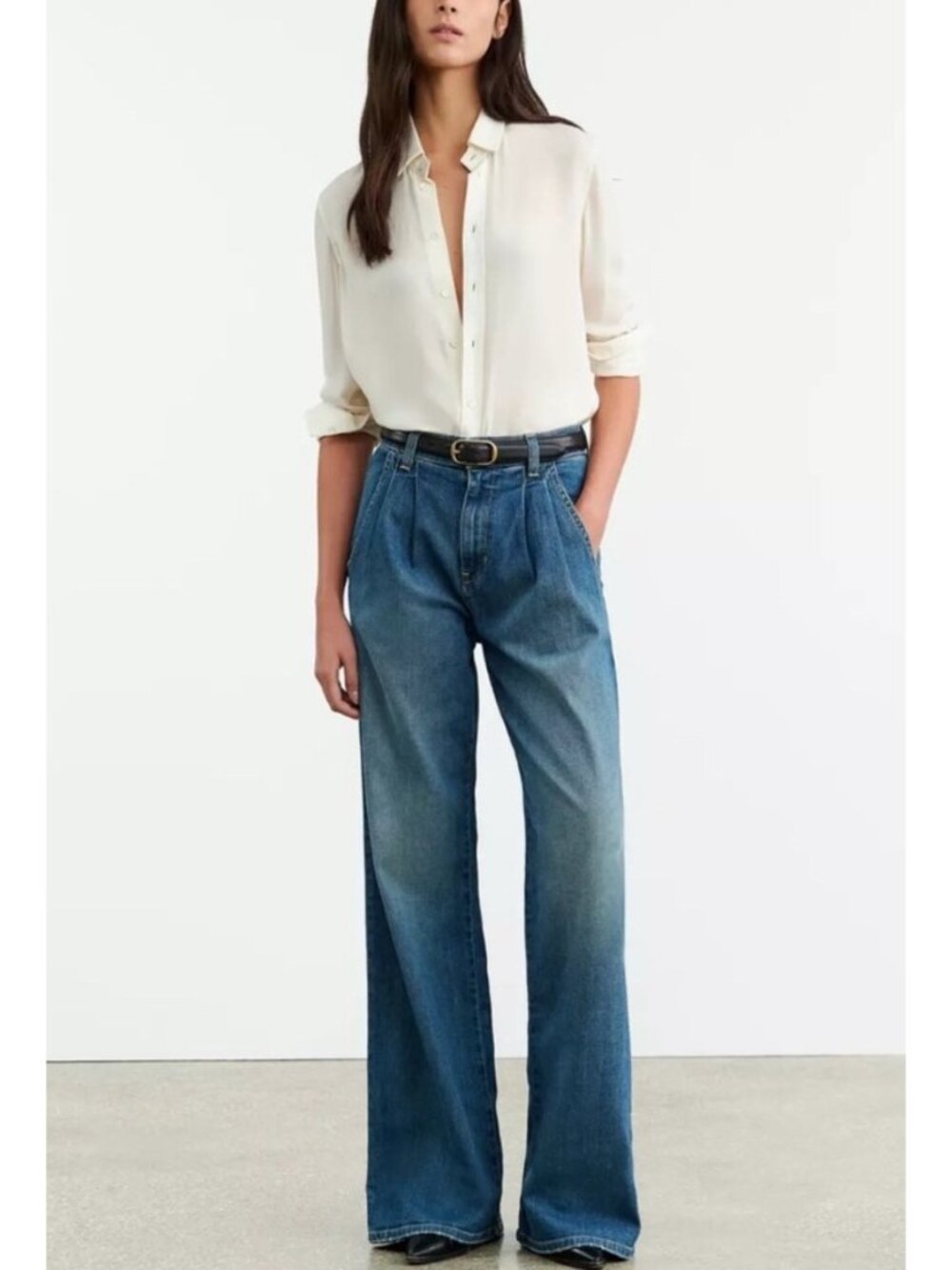 Nili Lotan Flora Trouser Jeans in Classic Wash